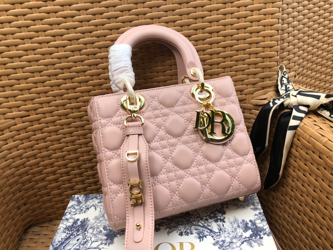 Replica Bags - Check Out Avoid Them