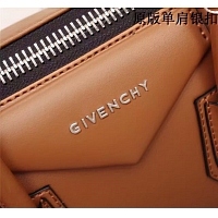 $111.50 USD Givenchy AAA Quality Handbags #389955