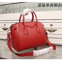 $111.50 USD Givenchy AAA Quality Handbags #389957