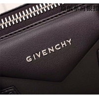 $112.00 USD Givenchy AAA Quality Handbags #389968