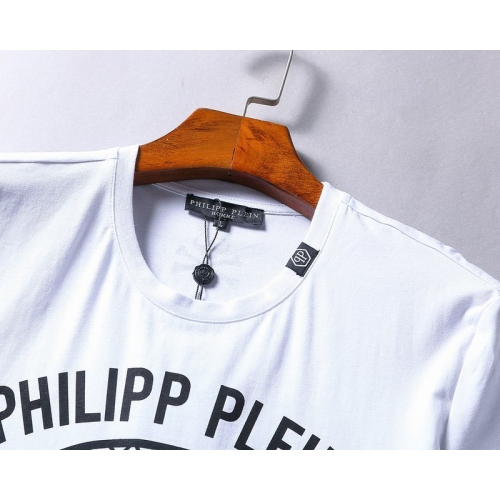 Replica Philipp Plein T-shirts Short Sleeved For Men #396314 $31.30 USD for Wholesale