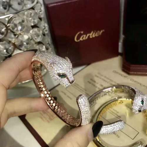 $147.00 USD Cartier AAA Quality Bracelets #399376