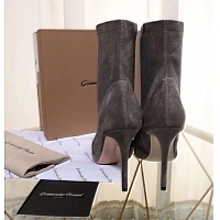 $95.00 USD Gianvito Rossi Boots For Women #424198