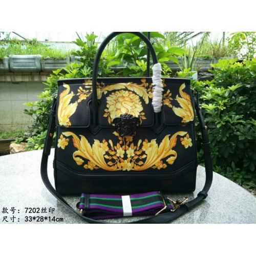 Versace AAA Quality Messenger Bags #440348 $161.70 USD, Wholesale Replica Versace AAA Quality Messenger Bags