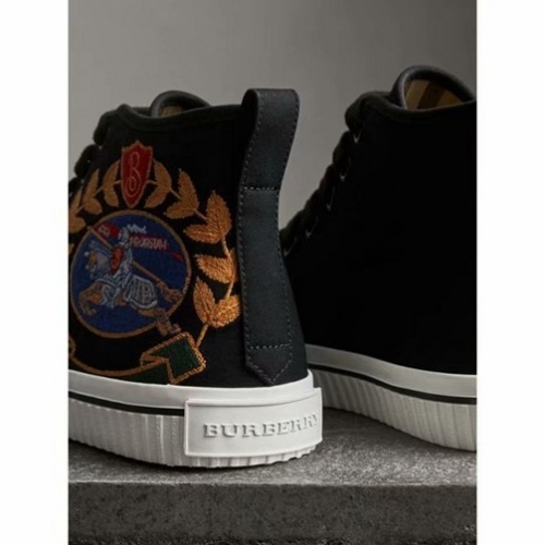Replica Burberry High Tops Shoes For Women #440537 $81.00 USD for Wholesale