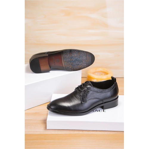 Replica Versace Leather Shoes For Men #441881 $84.50 USD for Wholesale