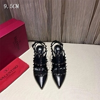 $80.00 USD Valentino Sandal For Women #432812