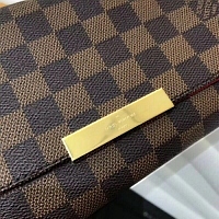 $58.00 USD Louis Vuitton AAA Quality Messenger Bags #435176