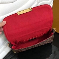 $58.00 USD Louis Vuitton AAA Quality Messenger Bags #435176