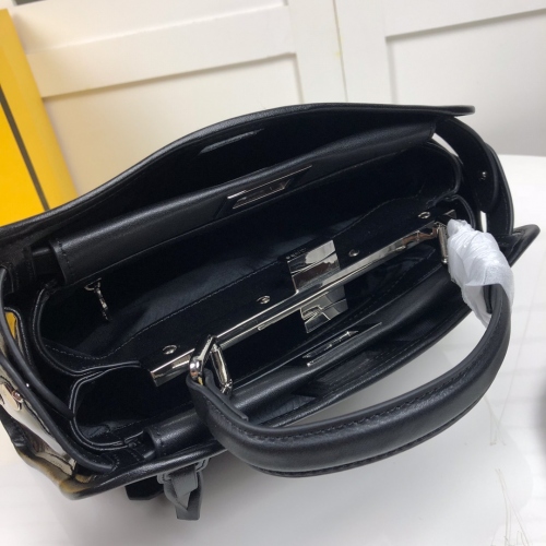 Replica Fendi AAA Quality Handbags #447609 $144.00 USD for Wholesale
