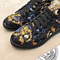 $78.00 USD Versace High Tops Shoes For Men #447484