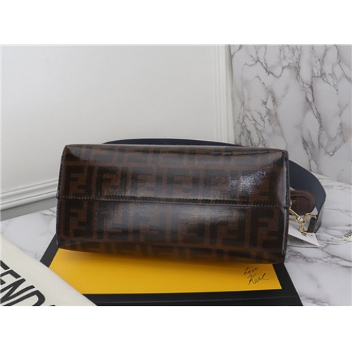Replica Fendi AAA Quality Handbags #464294 $102.00 USD for Wholesale