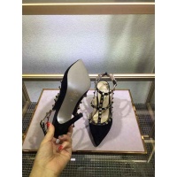 $85.00 USD Valentino Fashion Sandal For Women #470956