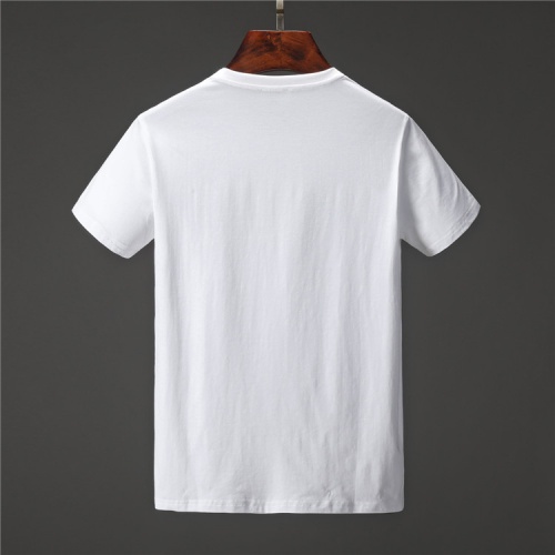 Replica Fendi T-Shirts Short Sleeved For Men #476577 $26.50 USD for Wholesale