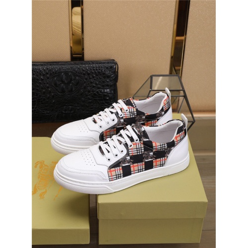 Replica Burberry Casual Shoes For Men #478295 $78.00 USD for Wholesale