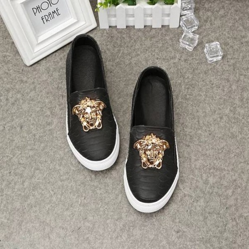 Replica Versace Casual Shoes For Men #480873 $75.00 USD for Wholesale