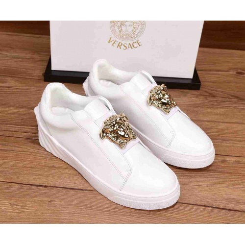 Replica Versace Casual Shoes For Men #480954 $85.00 USD for Wholesale