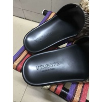 $60.00 USD Versace Fashion Slippers For Men #480875