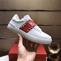 $80.00 USD Valentino Casual Shoes For Men #486409