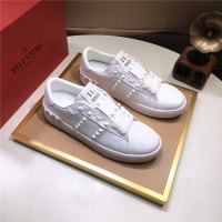 $80.00 USD Valentino Casual Shoes For Men #486410