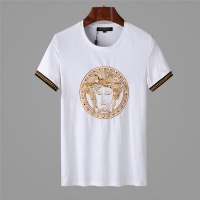 $62.00 USD Versace Tracksuits Short Sleeved For Men #487670