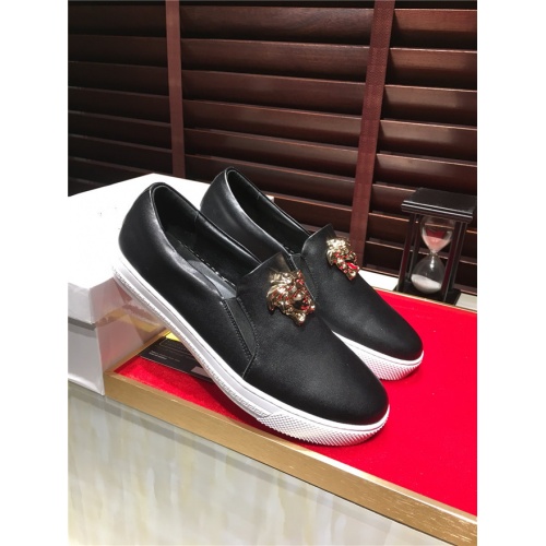 Versace Casual Shoes For Men #487936 $78.00 USD, Wholesale Replica Versace Flat Shoes