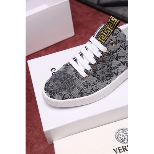 Replica Versace Casual Shoes For Men #505640 $72.00 USD for Wholesale