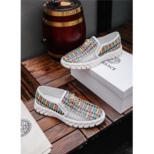 Replica Versace Casual Shoes For Men #513295 $76.00 USD for Wholesale