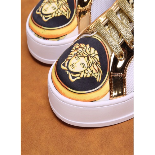 Replica Versace Casual Shoes For Men #513299 $72.00 USD for Wholesale