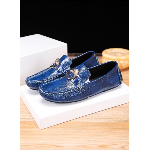 Replica Versace Casual Shoes For Men #513302 $76.00 USD for Wholesale
