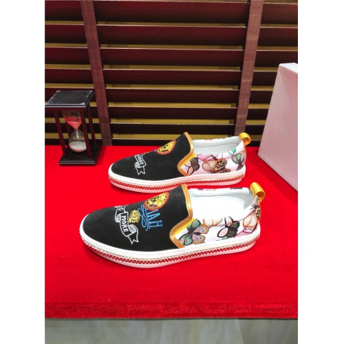 Replica Versace Casual Shoes For Men #514372 $76.00 USD for Wholesale