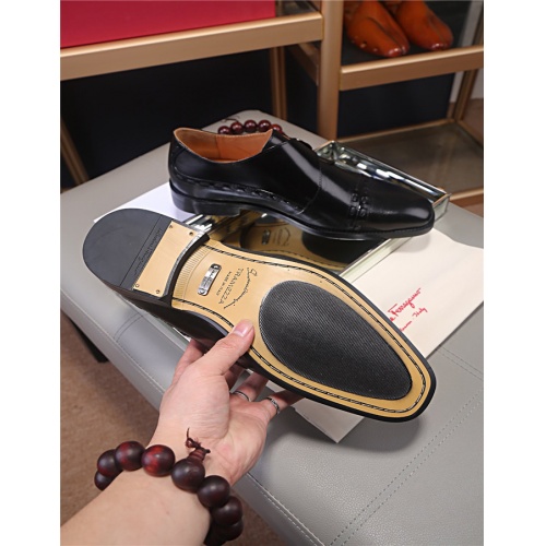 Replica Salvatore Ferragamo Leather Shoes For Men #516643 $122.00 USD for Wholesale