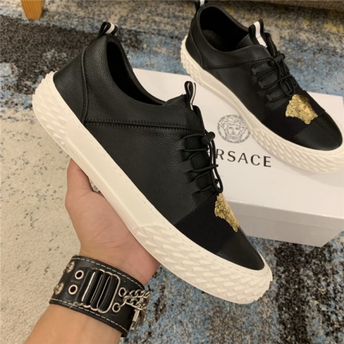 Replica Versace Casual Shoes For Men #516650 $76.00 USD for Wholesale