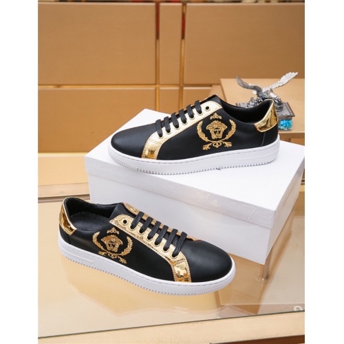 Replica Versace Casual Shoes For Men #516853 $72.00 USD for Wholesale