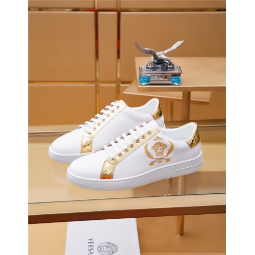Replica Versace Casual Shoes For Men #516854 $72.00 USD for Wholesale