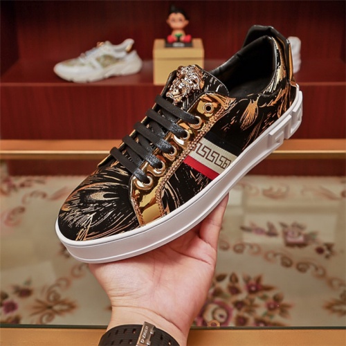 Replica Versace Casual Shoes For Men #517145 $76.00 USD for Wholesale