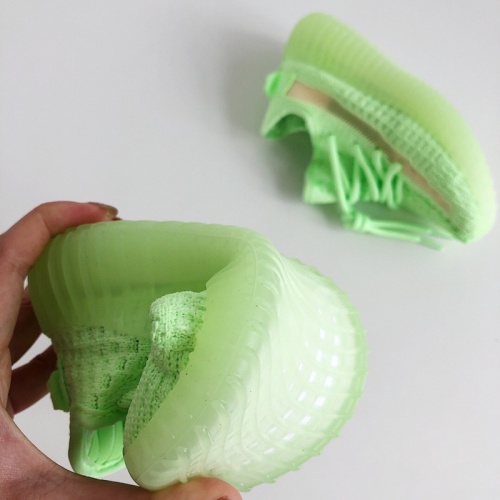 Replica Yeezy Kids Shoes For Kids #518005 $68.00 USD for Wholesale