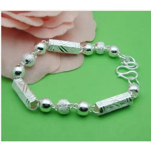 Replica Tiffany AAA Quality Bracelets For Unisex #523227 $52.00 USD for Wholesale