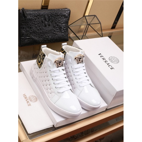 Versace High Tops Shoes For Men #524346