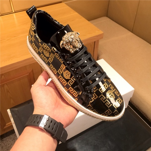 Replica Versace Casual Shoes For Men #526546 $72.00 USD for Wholesale