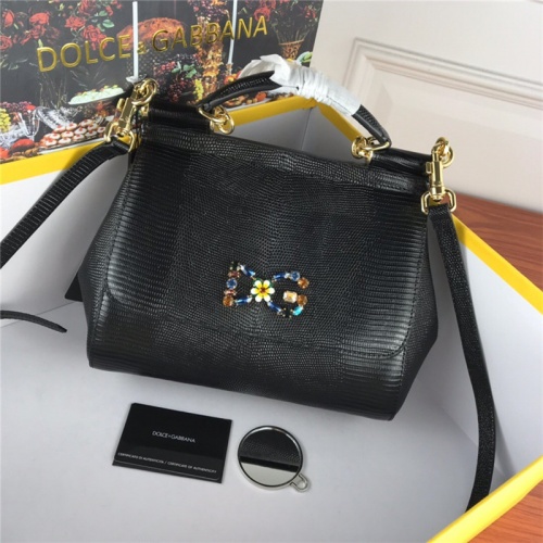 Dolce &amp; Gabbana AAA Quality Handbags #530979 $150.00 USD, Wholesale Replica Dolce &amp; Gabbana AAA Quality Handbags