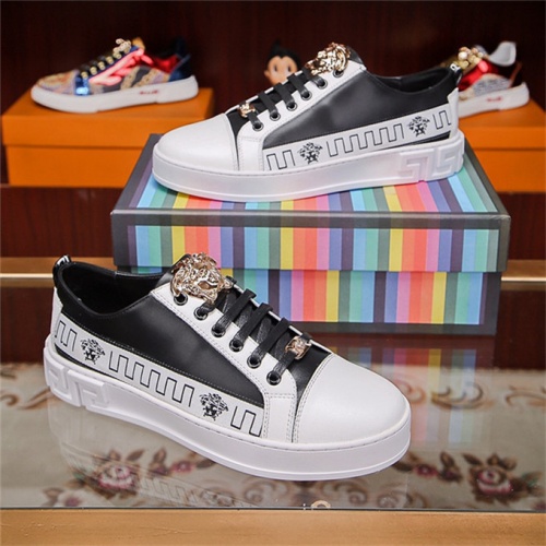 Replica Versace Casual Shoes For Men #531423 $76.00 USD for Wholesale