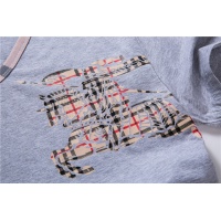 $22.00 USD Burberry T-Shirts Short Sleeved For Men #530610
