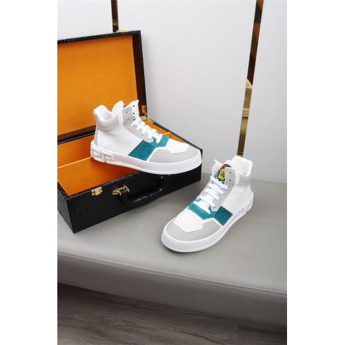 Replica Versace Casual Shoes For Men #536109 $82.00 USD for Wholesale