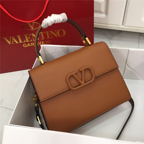 Valentino AAA Quality Messenger Bags #536191 $132.00 USD, Wholesale Replica Valentino AAA Quality Messenger Bags