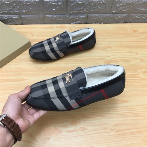 Replica Burberry Casual Shoes For Men #537127 $82.00 USD for Wholesale