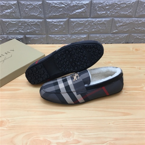 Replica Burberry Casual Shoes For Men #537127 $82.00 USD for Wholesale