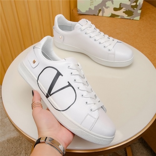 Valentino Casual shoes For Men #537786 $76.00 USD, Wholesale Replica Valentino Casual Shoes