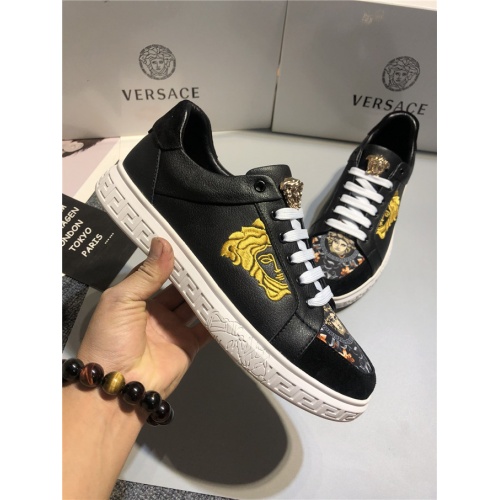 Replica Versace Casual Shoes For Men #538350 $72.00 USD for Wholesale