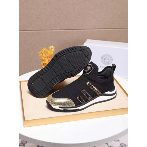Replica Versace Casual Shoes For Men #538354 $72.00 USD for Wholesale